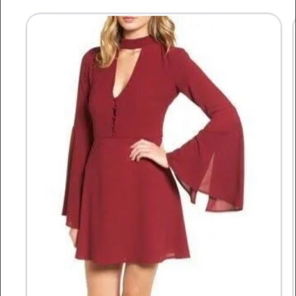 Socialite Nordstrom Dress Bell Sleeves Maroon